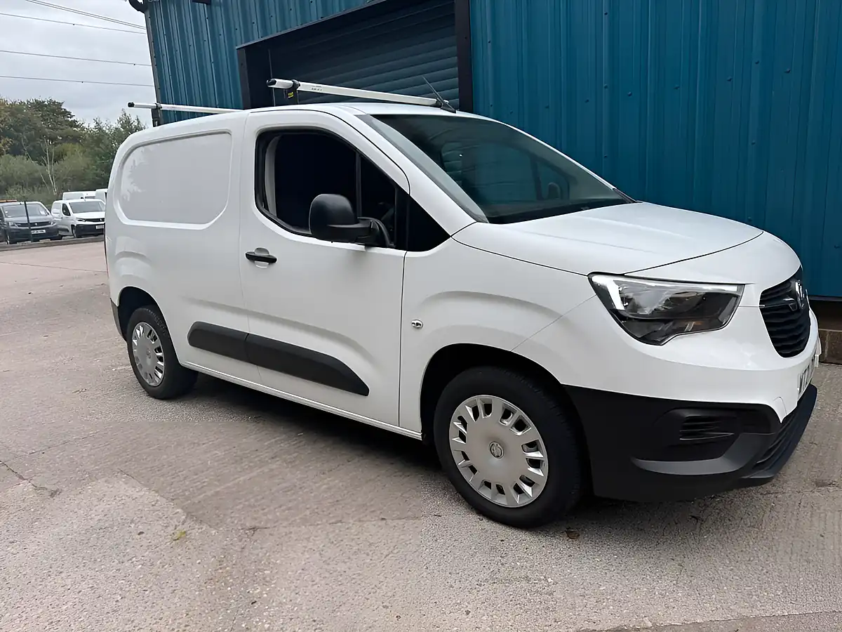 Used 2021 Vauxhall Combo Dynamic White - Interior and Exterior details 3