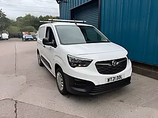 Used 2021 Vauxhall Combo Dynamic White - Interior and Exterior details 5
