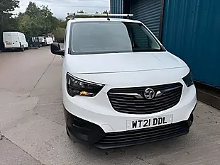 Used 2021 Vauxhall Combo Dynamic White - Interior and Exterior details 7
