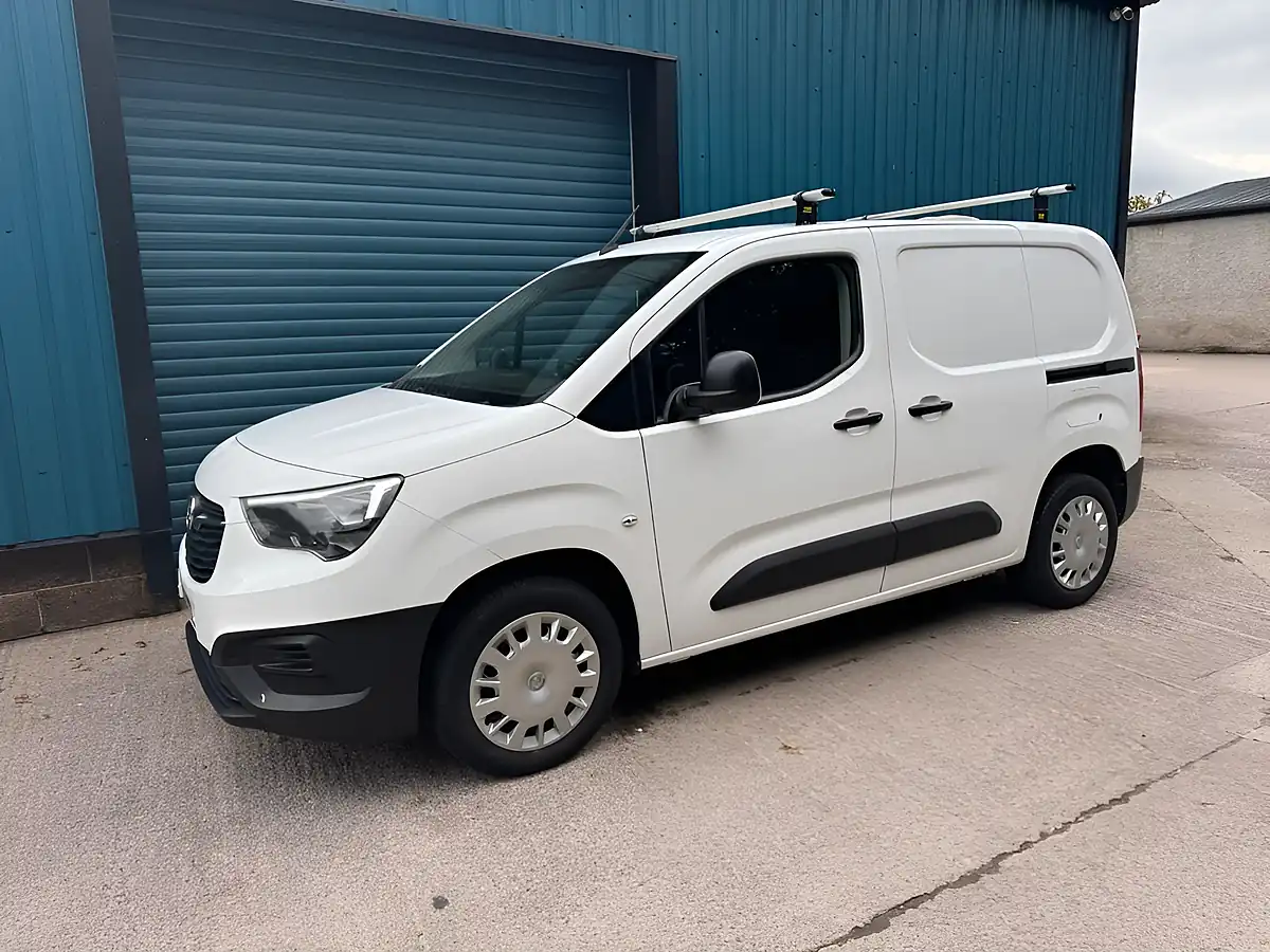 Used 2021 Vauxhall Combo Dynamic White - Interior and Exterior details 8