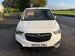 Used 2021 Vauxhall Combo Dynamic White - Interior and Exterior details 10