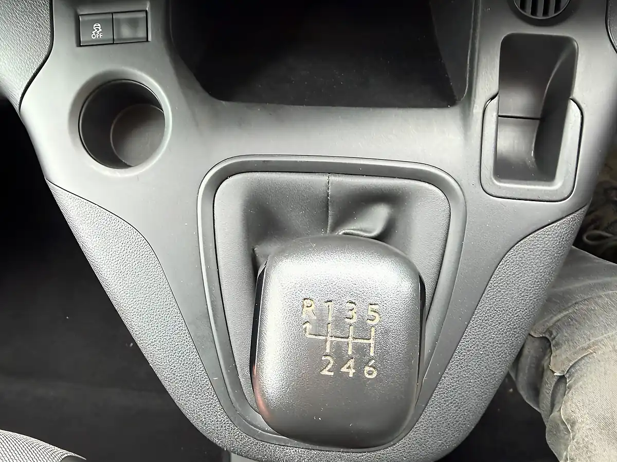 Used 2021 Vauxhall Combo Dynamic White - Interior and Exterior details 15