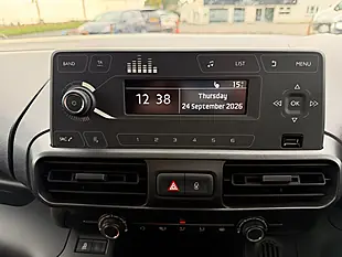 Used 2021 Vauxhall Combo Dynamic White - Interior and Exterior details 17