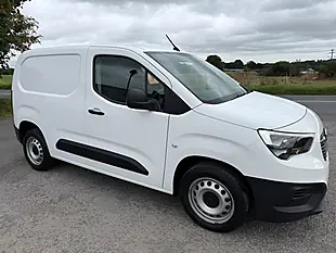 Used 2021 Vauxhall Combo Dynamic White - Interior and Exterior details 2