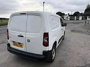 Used 2021 Vauxhall Combo Dynamic White - Interior and Exterior details 4