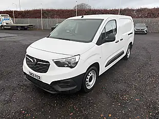 Used 2021 Vauxhall Combo Dynamic White - Interior and Exterior details 3