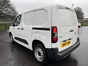 Used 2021 Vauxhall Combo Dynamic White - Interior and Exterior details 5