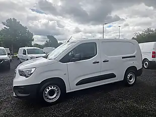 Used 2021 Vauxhall Combo Edition L2 H1 White - Interior and Exterior details 10
