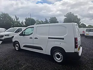 Used 2021 Vauxhall Combo Edition L2 H1 White - Interior and Exterior details 15