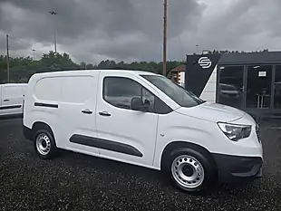 Used 2021 Vauxhall Combo Edition L2 H1 White - Interior and Exterior details 2