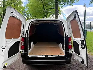 Used 2021 Vauxhall Combo Edition White - Interior and Exterior details 14