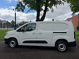 Used 2021 Vauxhall Combo Edition White - Interior and Exterior details 6