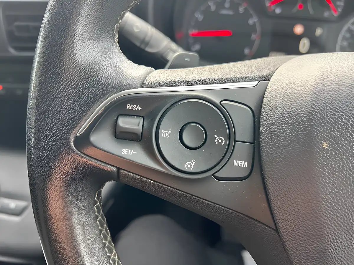 Used 2021 Vauxhall Combo Edition White - Interior and Exterior details 15