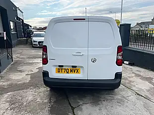Used 2021 Vauxhall Combo Edition White - Interior and Exterior details 5