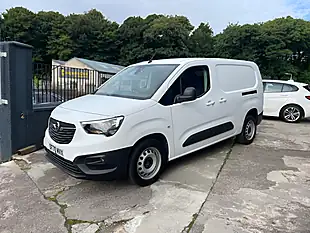 Used 2021 Vauxhall Combo Edition White - Interior and Exterior details 8