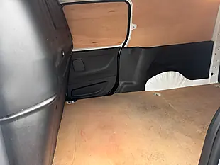 Used 2021 Vauxhall Combo Edition White - Interior and Exterior details 6
