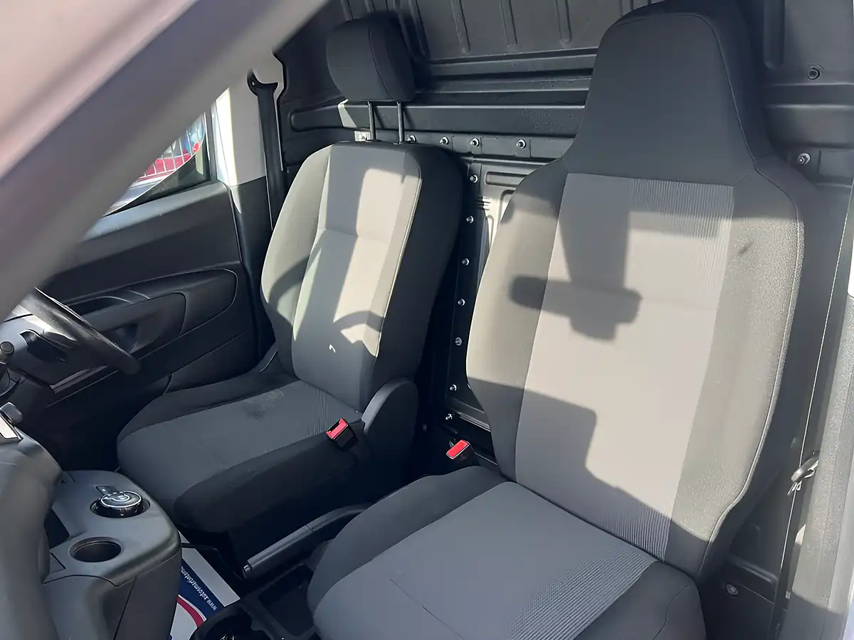 Used 2021 Vauxhall Combo Edition White - Interior and Exterior details 11