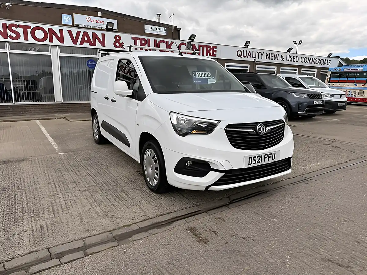 Used 2021 Vauxhall Combo L1 Swb White - Front View
