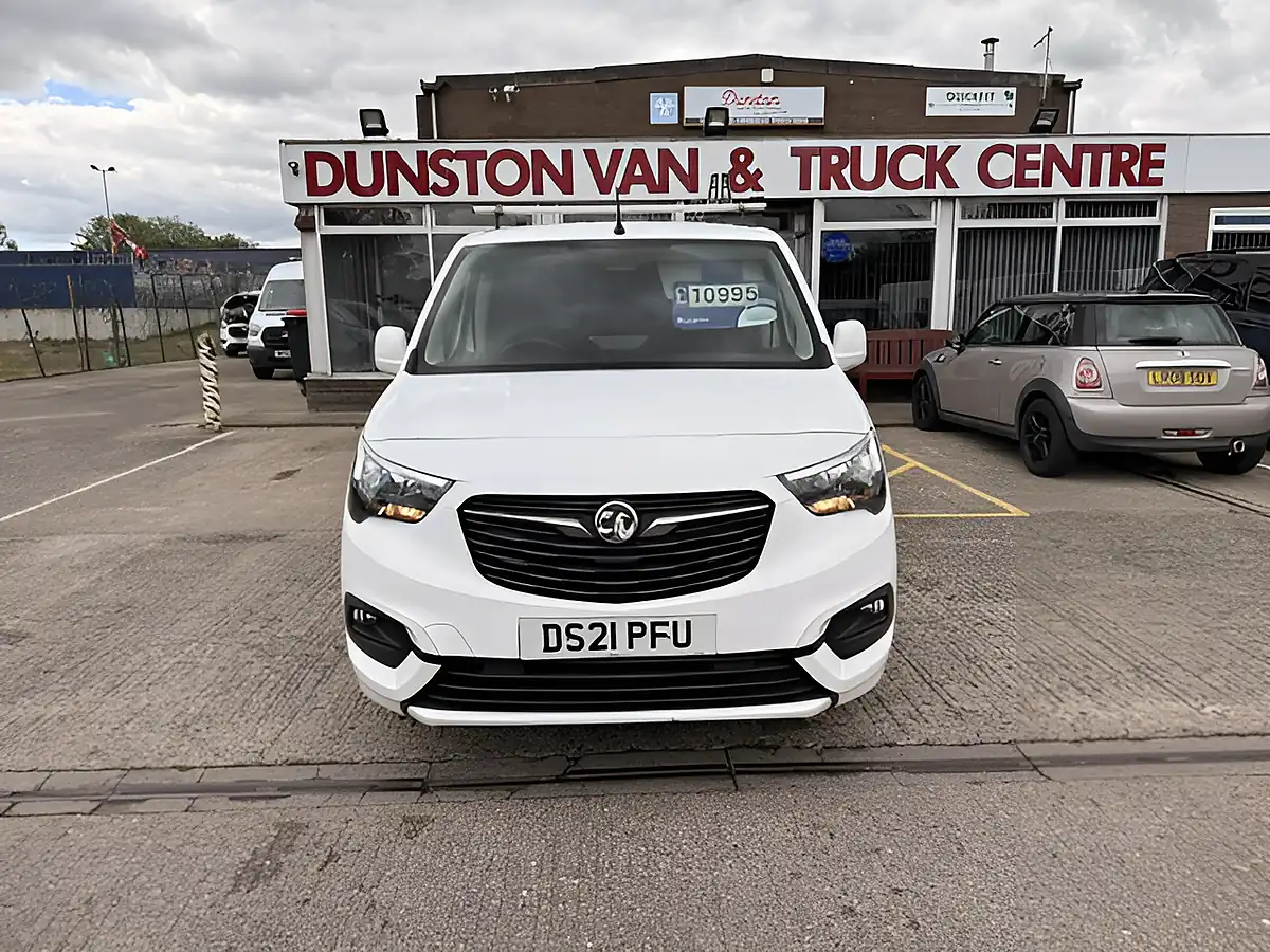 Used 2021 Vauxhall Combo L1 Swb White - Interior and Exterior details 11