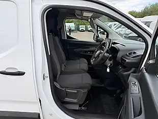 Used 2021 Vauxhall Combo L1 Swb White - Interior and Exterior details 16