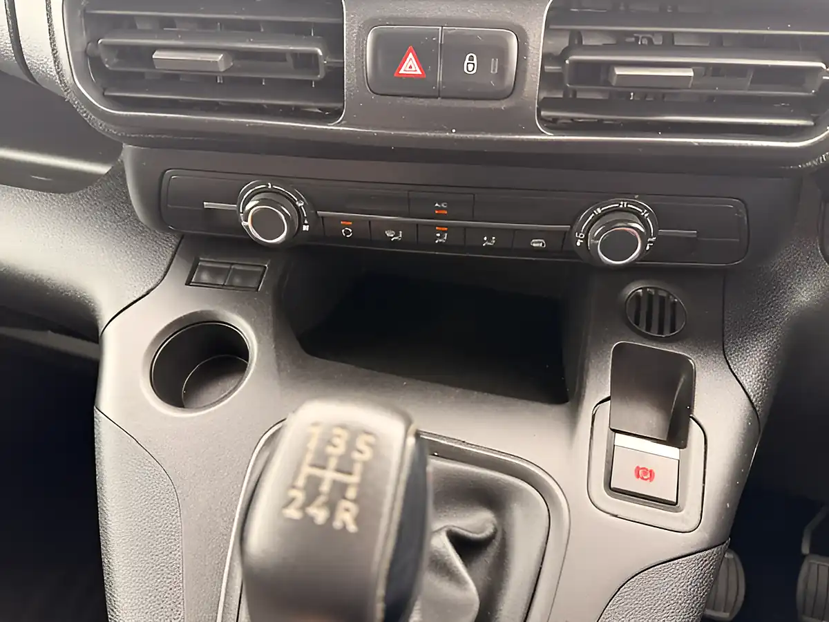 Used 2021 Vauxhall Combo L1 Swb White - Interior and Exterior details 20