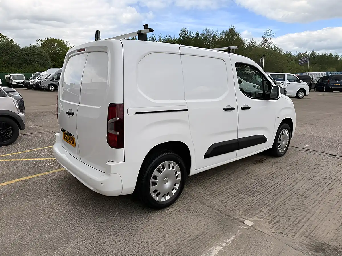 Used 2021 Vauxhall Combo L1 Swb White - Interior and Exterior details 3