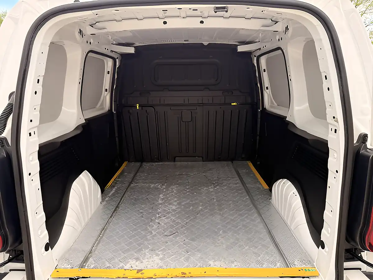 Used 2021 Vauxhall Combo L1 Swb White - Interior and Exterior details 5