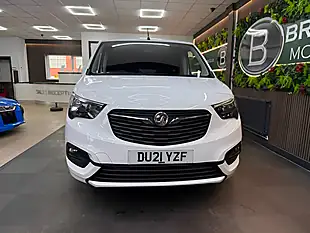 Used 2021 Vauxhall Combo L1H1 Sportive S/S White - Interior and Exterior details 5
