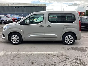 Used 2021 Vauxhall Combo Life Energy Grey - Interior and Exterior details 11