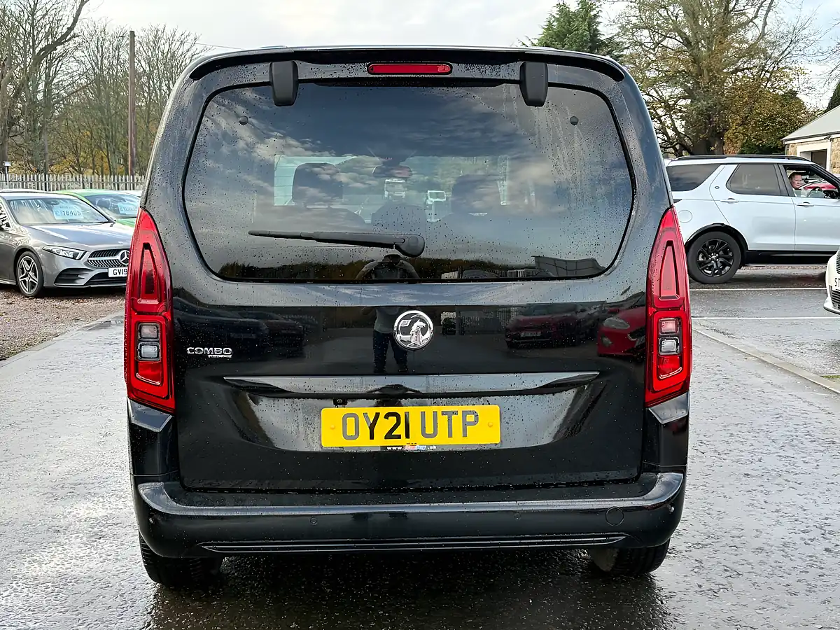 Used 2021 Vauxhall Combo Life Se Black Pearl - Interior and Exterior details 6