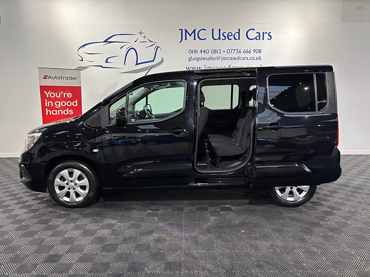 Used 2021 Vauxhall Combo Life Se Onyx Black - Interior and Exterior details 3