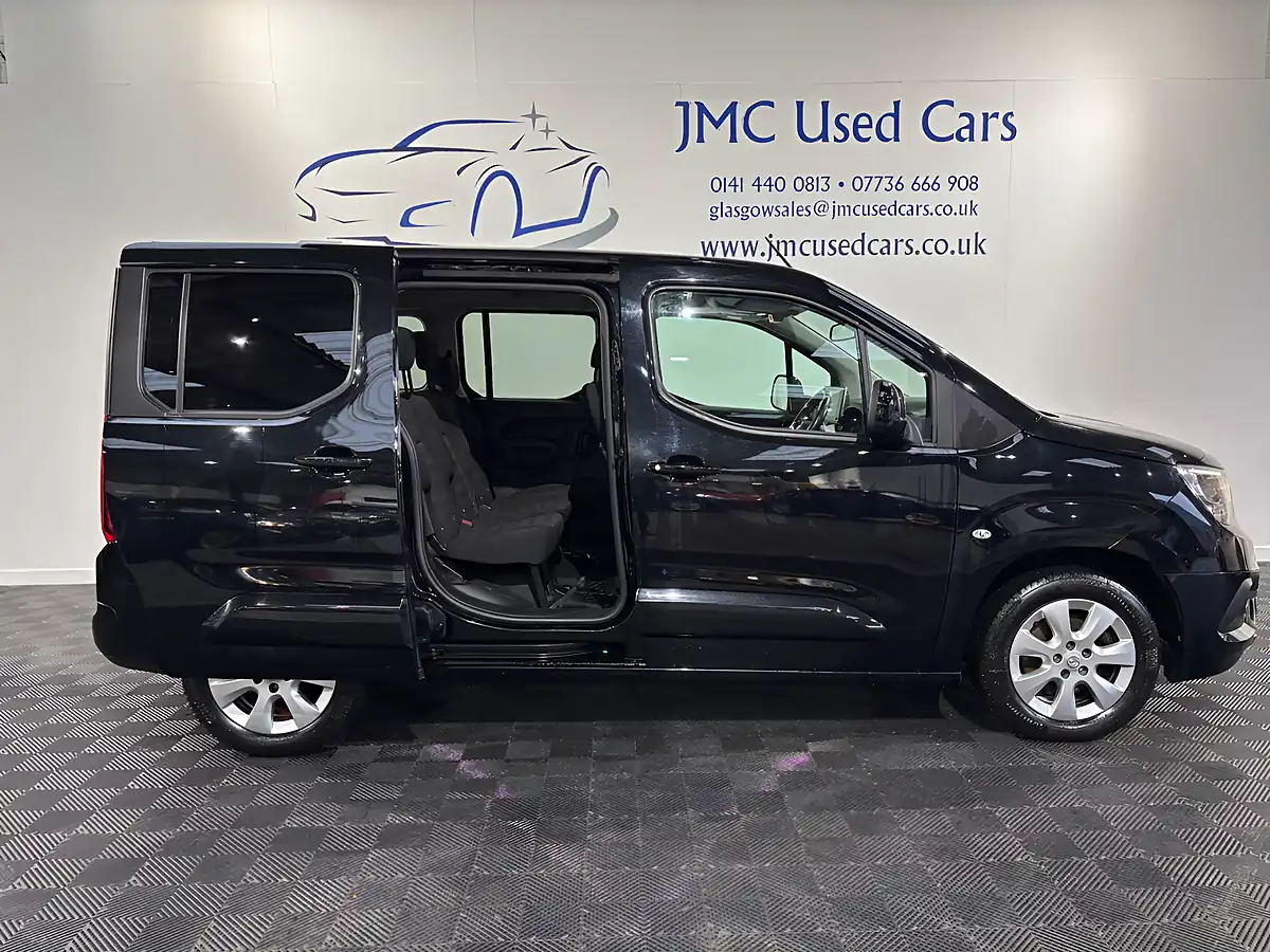 Used 2021 Vauxhall Combo Life Se Onyx Black - Interior and Exterior details 6