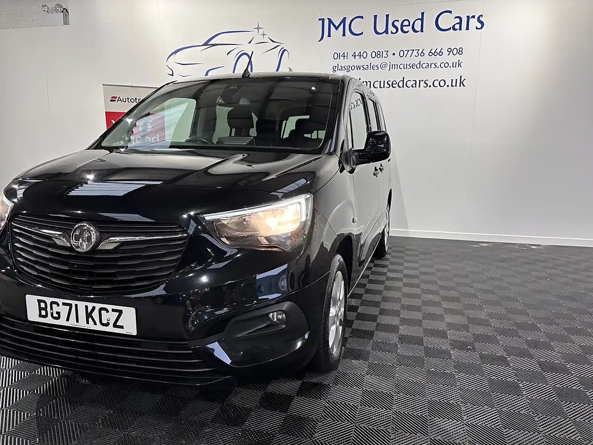 Used 2021 Vauxhall Combo Life Se Onyx Black - Interior and Exterior details 9