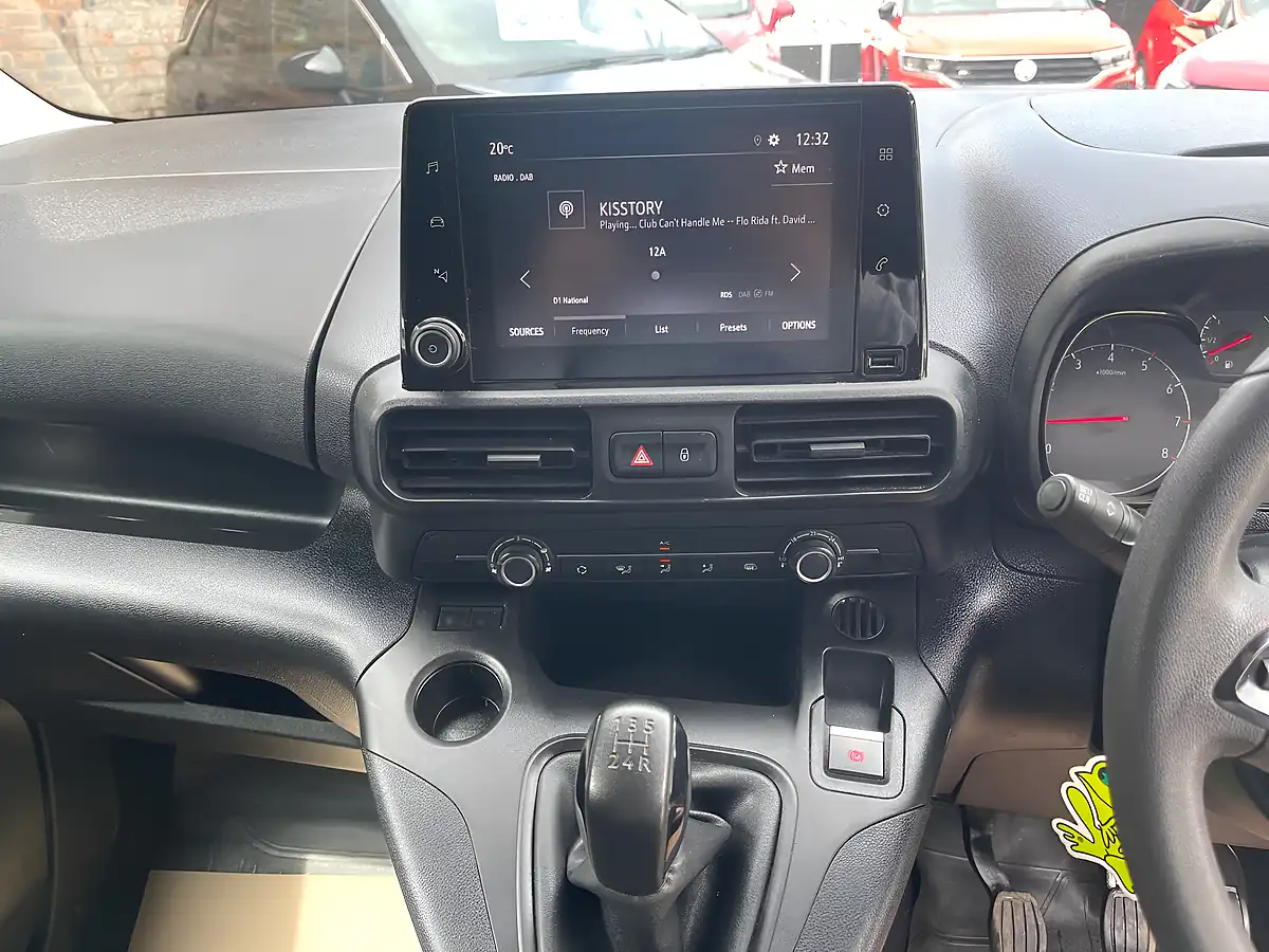Used 2021 Vauxhall Combo Sportive Grey - Interior and Exterior details 13