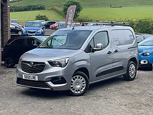 Used 2021 Vauxhall Combo Sportive Grey - Interior and Exterior details 3