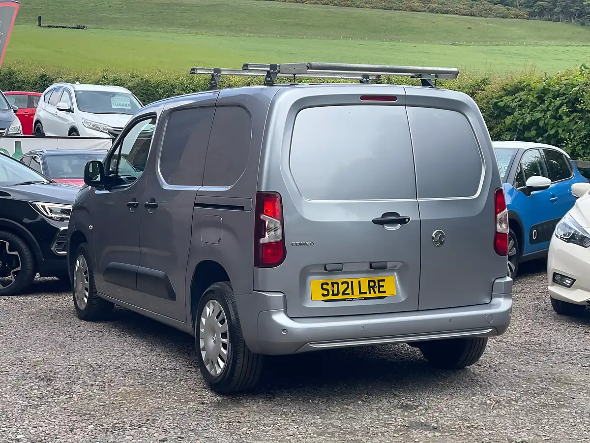 Used 2021 Vauxhall Combo Sportive Grey - Interior and Exterior details 6