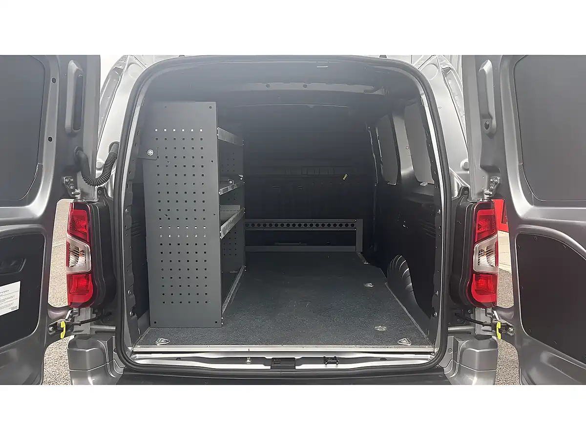 Used 2021 Vauxhall Combo Sportive Grey - Interior and Exterior details 4