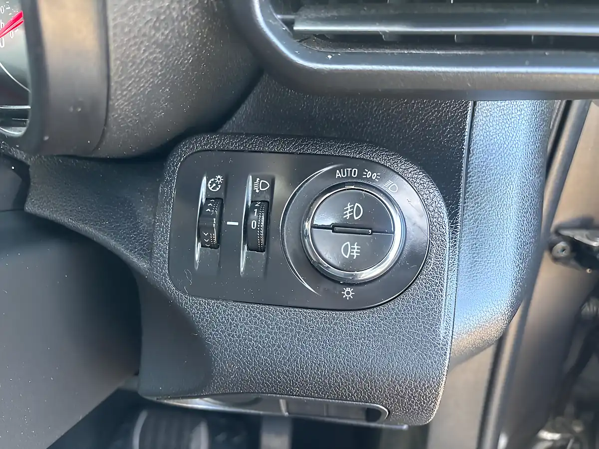 Used 2021 Vauxhall Combo Sportive Grey - Interior and Exterior details 13