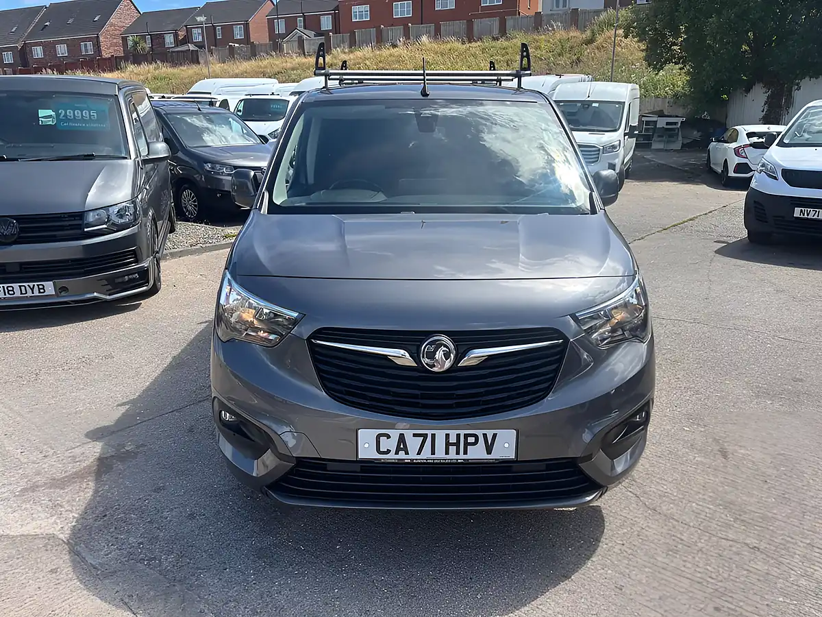 Used 2021 Vauxhall Combo Sportive Grey - Interior and Exterior details 4