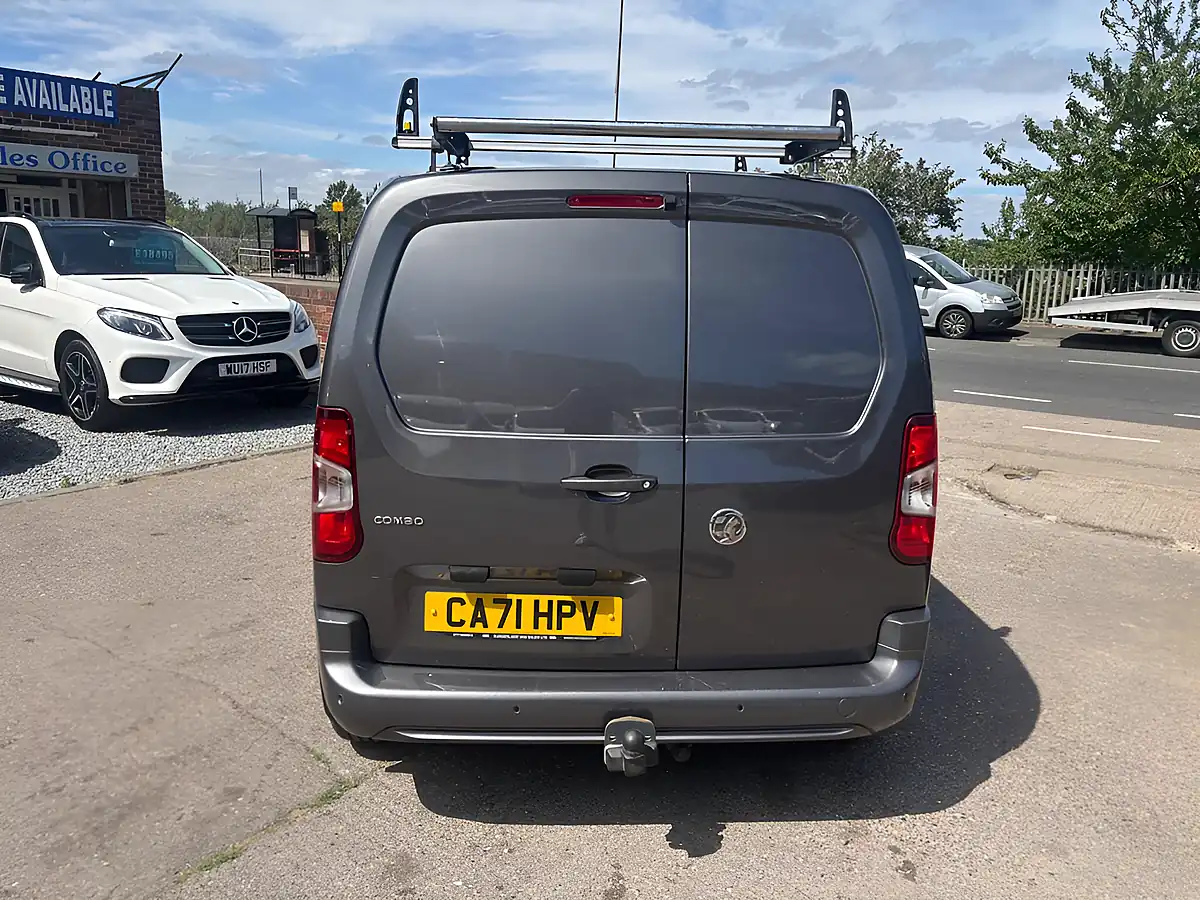 Used 2021 Vauxhall Combo Sportive Grey - Interior and Exterior details 8