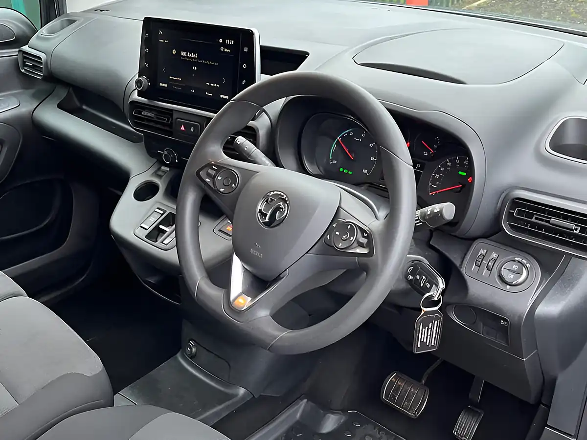 Used 2021 Vauxhall Combo Sportive Grey - Interior and Exterior details 14