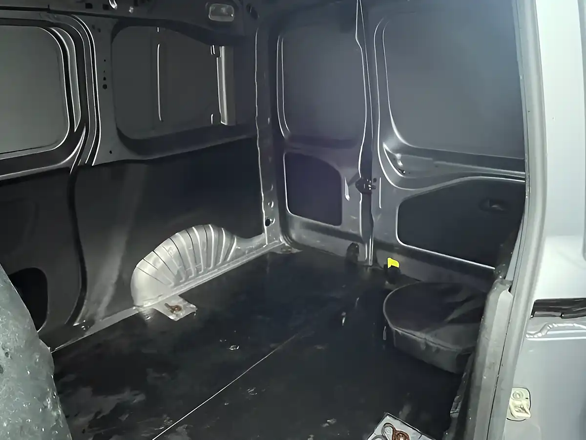 Used 2021 Vauxhall Combo Sportive Grey - Interior and Exterior details 15