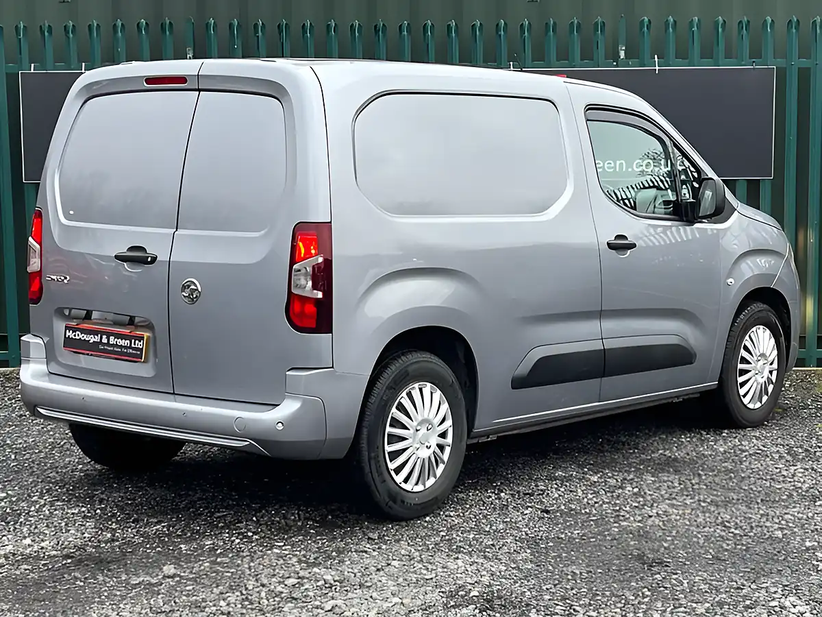Used 2021 Vauxhall Combo Sportive Grey - Interior and Exterior details 5