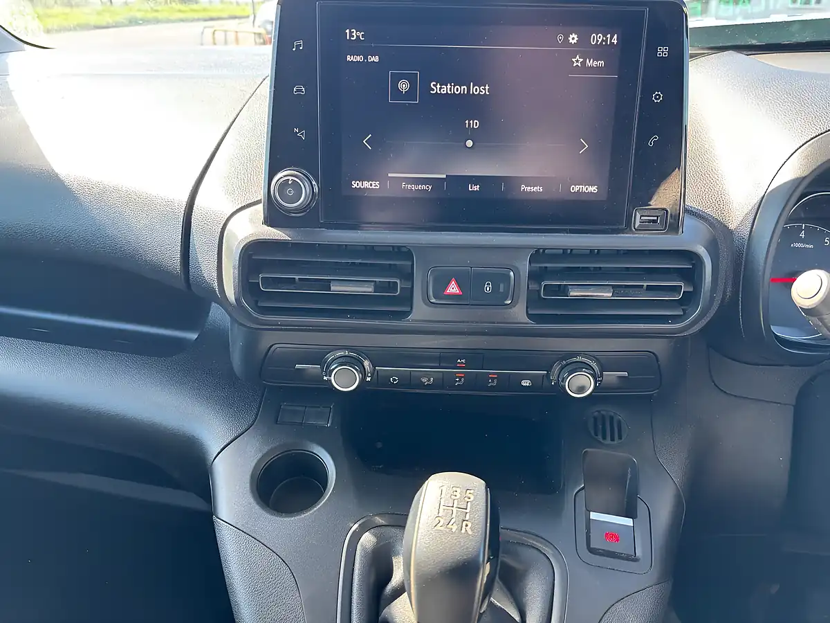 Used 2021 Vauxhall Combo Sportive Grey - Interior and Exterior details 14
