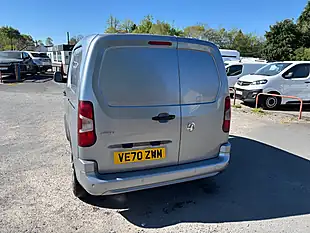 Used 2021 Vauxhall Combo Sportive Grey - Interior and Exterior details 5