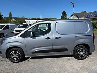 Used 2021 Vauxhall Combo Sportive Grey - Interior and Exterior details 7