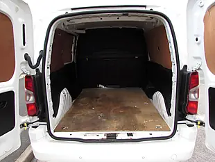 Used 2021 Vauxhall Combo Sportive L1 H1 White - Interior and Exterior details 11