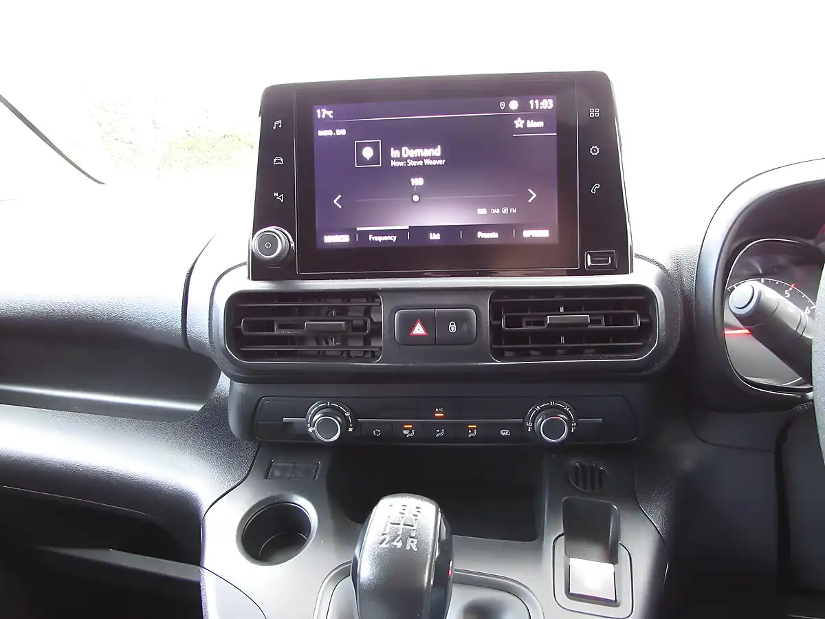 Used 2021 Vauxhall Combo Sportive L1 H1 White - Interior and Exterior details 12