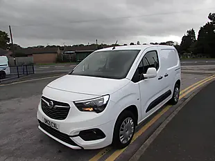 Used 2021 Vauxhall Combo Sportive L1 H1 White - Interior and Exterior details 3