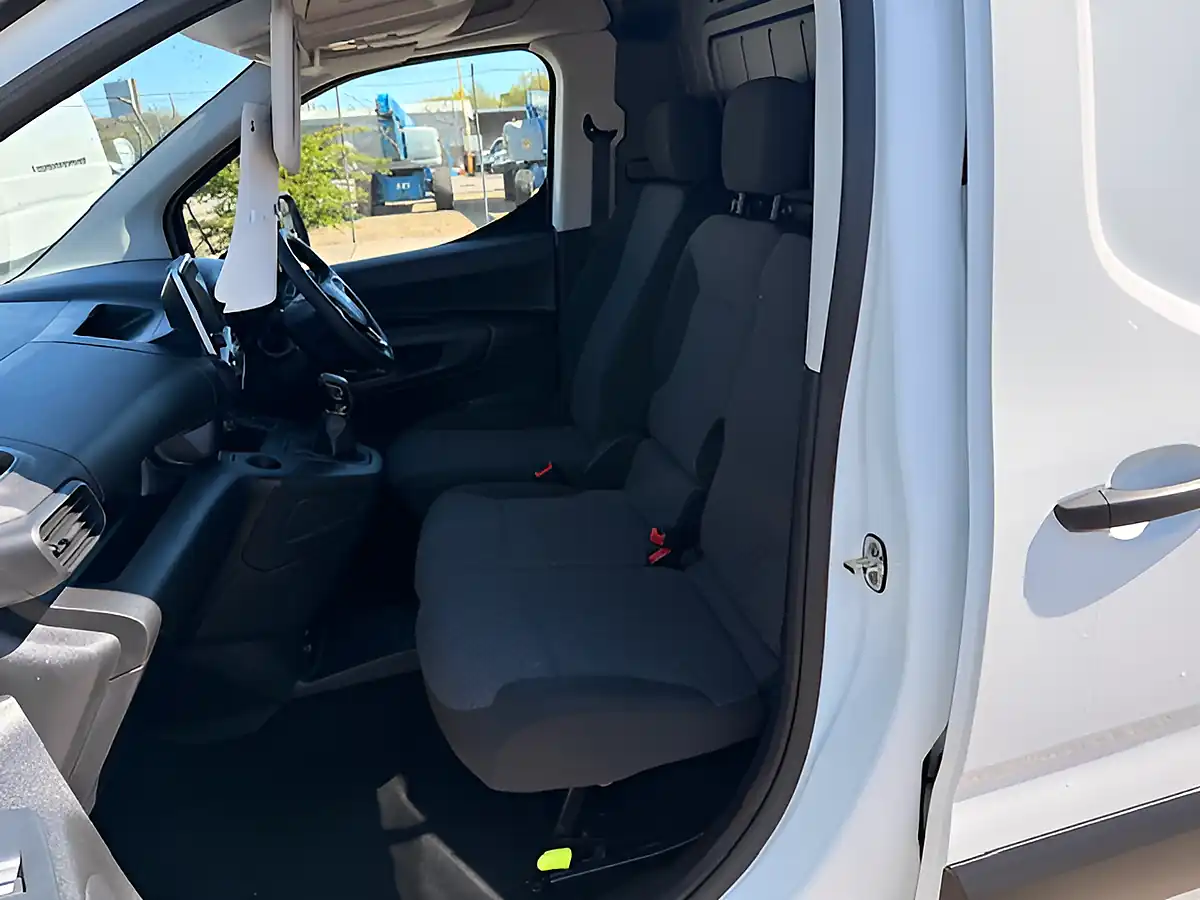 Used 2021 Vauxhall Combo Sportive L1 Swb White - Interior and Exterior details 11